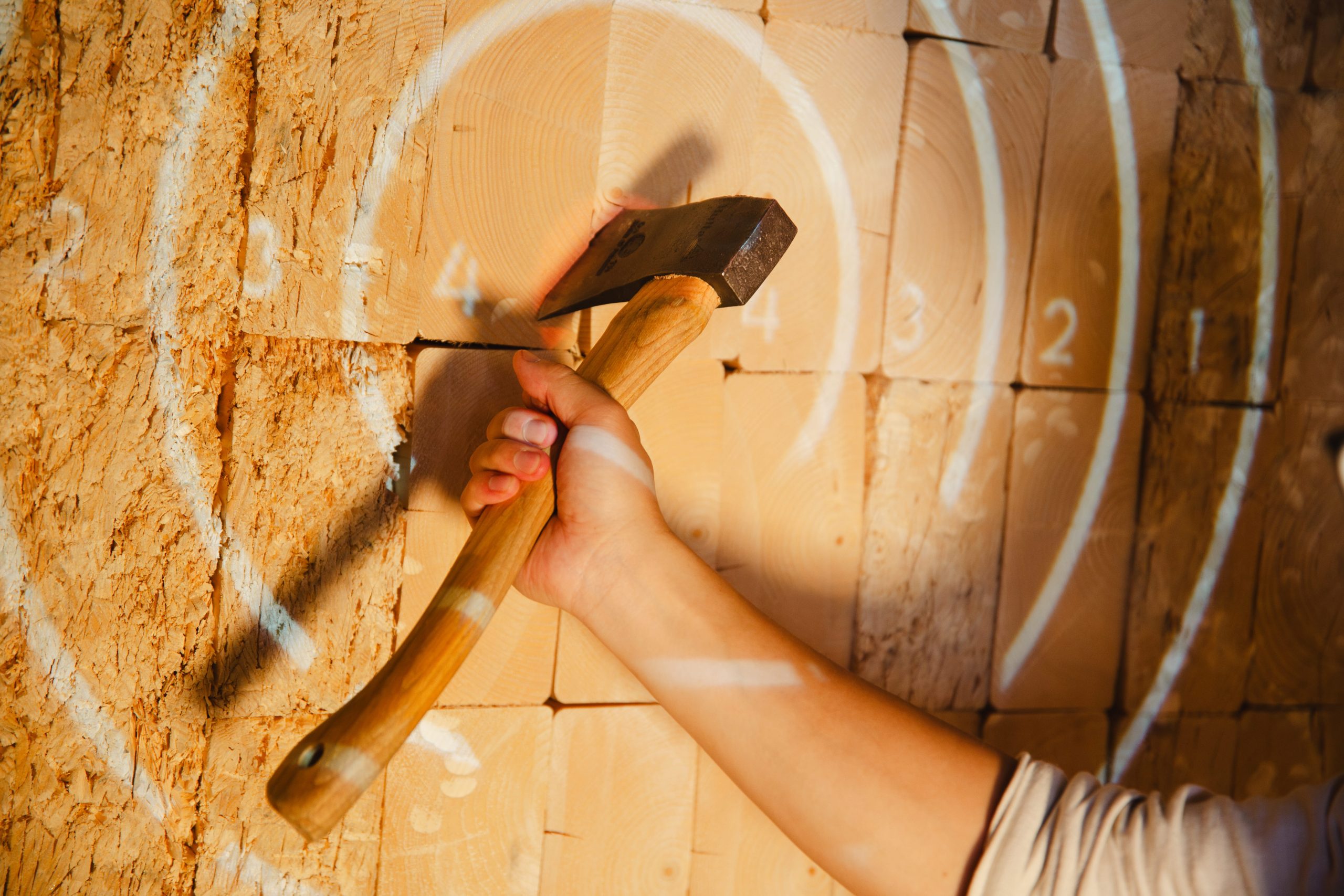 Axe Throwing als stressverlichter